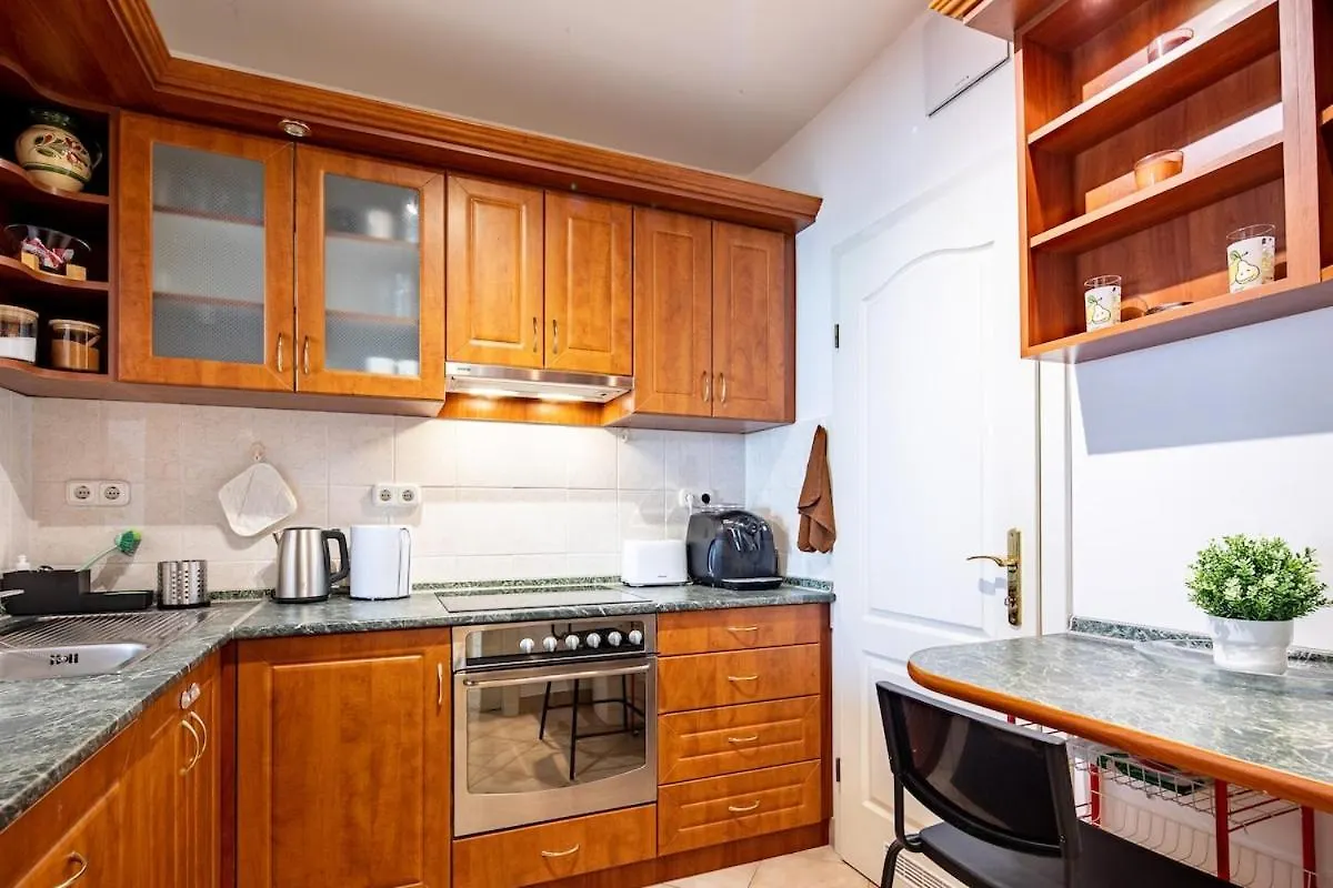 Sunny Apartment Budapest