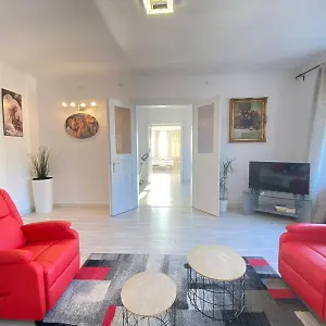 Penthouse In The Castle Apartment