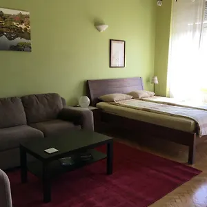 Along The Danube Apartment