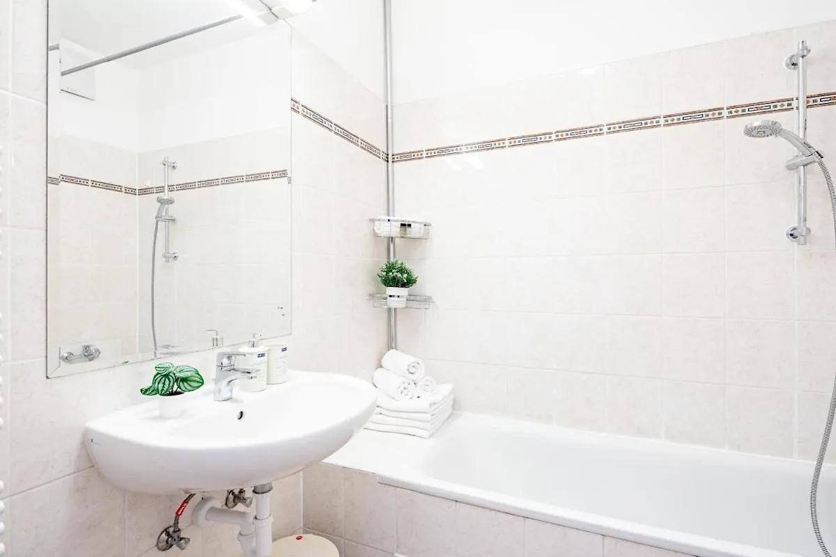 Sunny Apartment Budapest Hungary