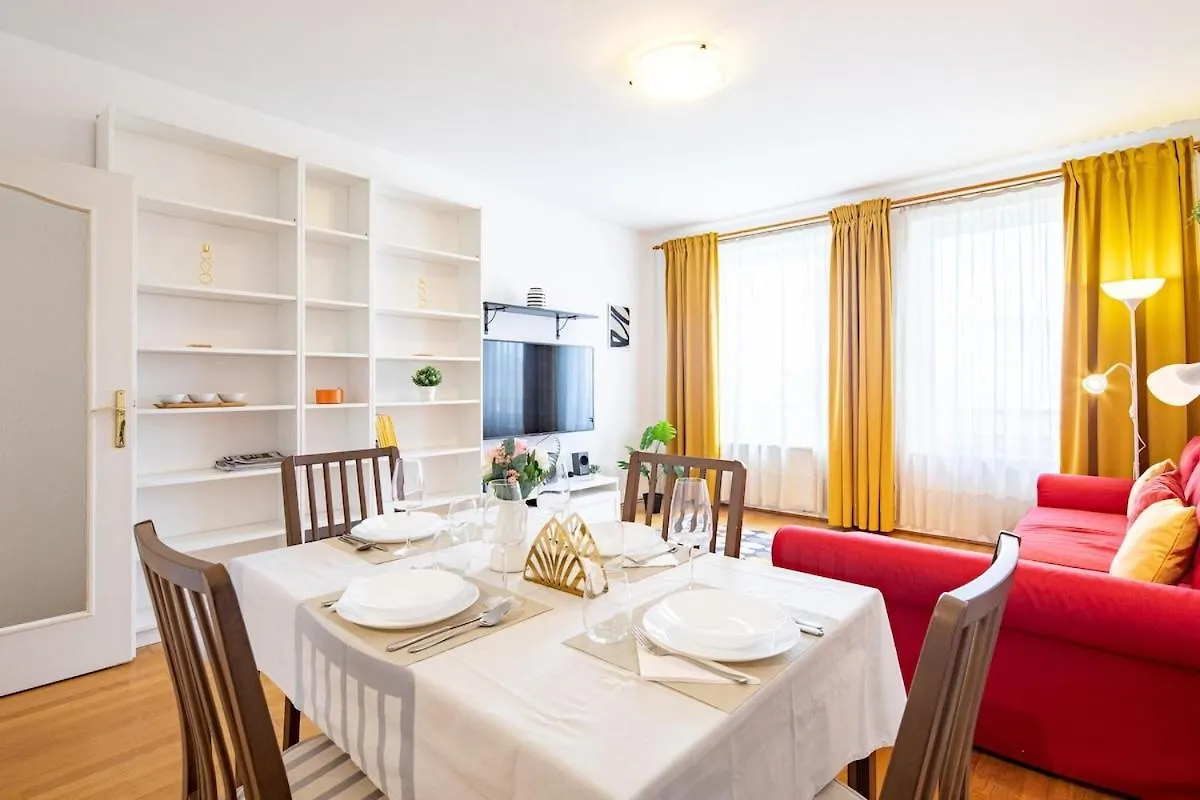 Sunny Apartment Budapest